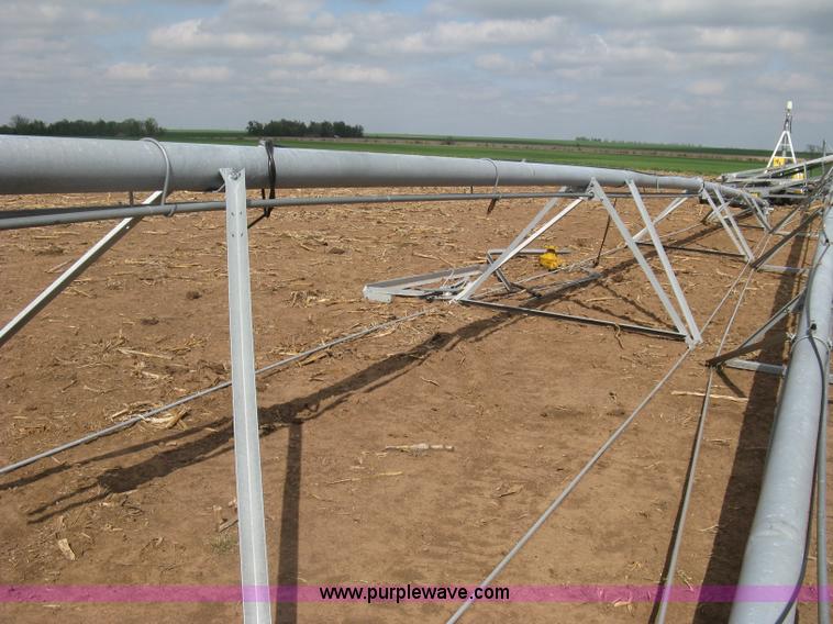 image for item H8665 2014 T-L irrigation system pivot