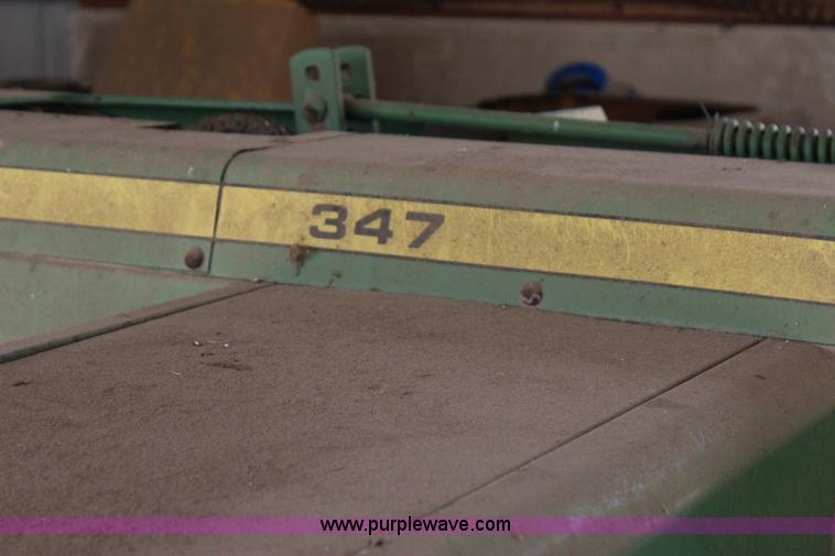 image for item I1741 1985 John Deere 347 small square baler