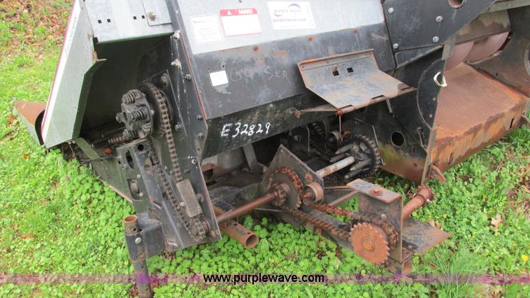 image for item I3051 Allis Chalmers 438A corn head
