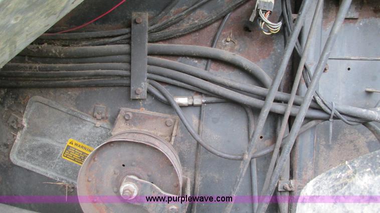 image for item I3052 1979 Gleaner M2 combine