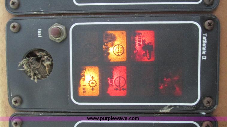 image for item I3052 1979 Gleaner M2 combine