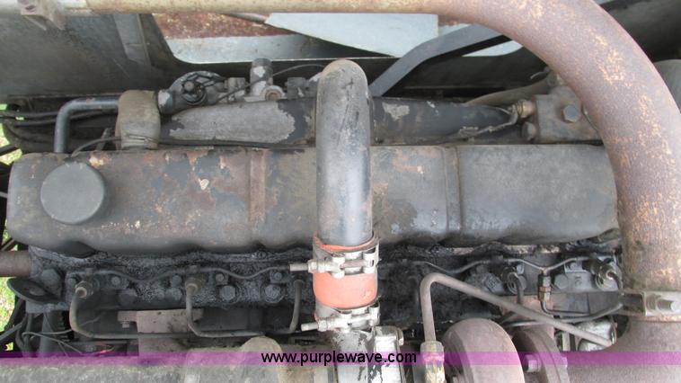 image for item I3052 1979 Gleaner M2 combine