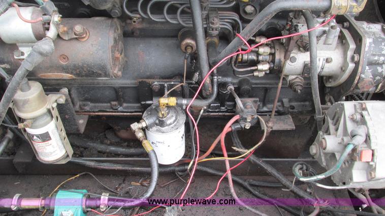 image for item I3052 1979 Gleaner M2 combine