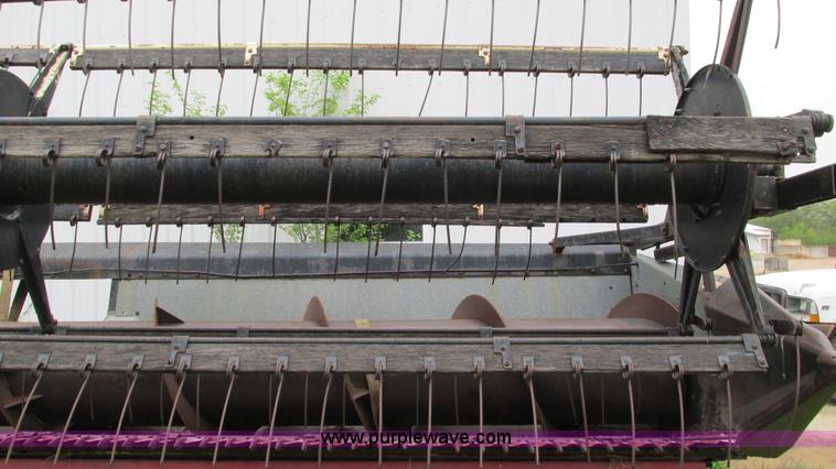 image for item I3053 Gleaner rigid head