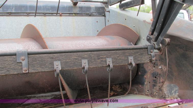 image for item I3053 Gleaner rigid head