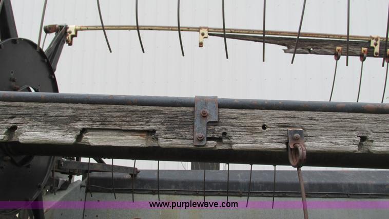 image for item I3053 Gleaner rigid head