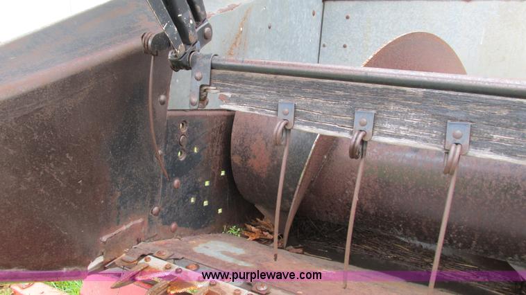 image for item I3053 Gleaner rigid head