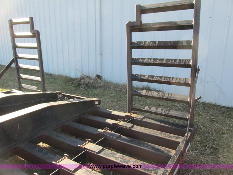 image for item I3751 1994 Mid-america combine/sprayer trailer