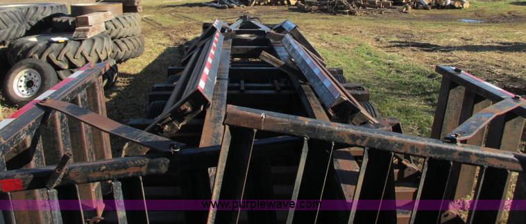 image for item I3751 1994 Mid-america combine/sprayer trailer