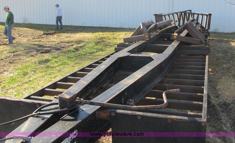 image for item I3751 1994 Mid-america combine/sprayer trailer