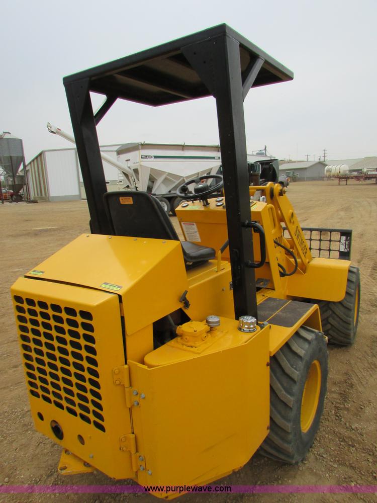 image for item I6507 1997 Swinger 2000 wheel loader