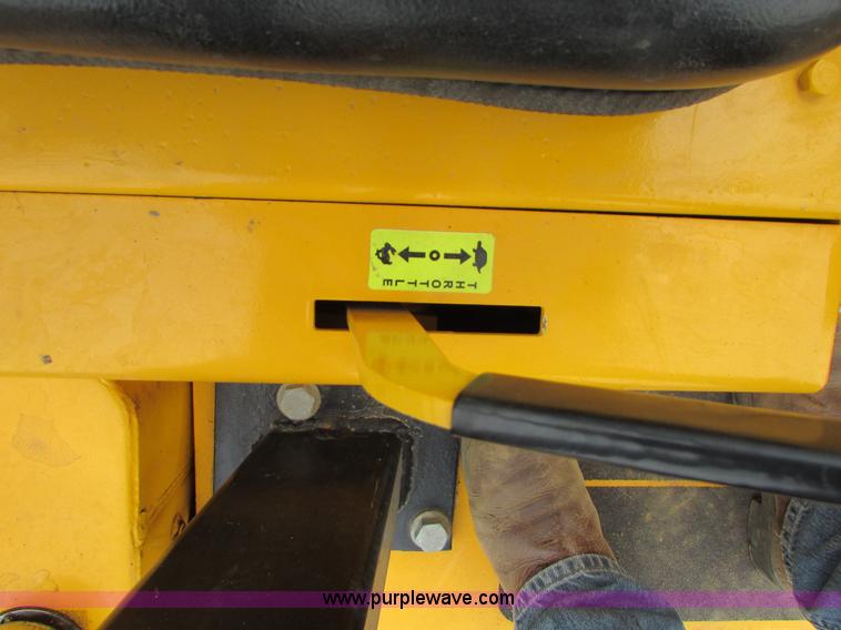 image for item I6507 1997 Swinger 2000 wheel loader