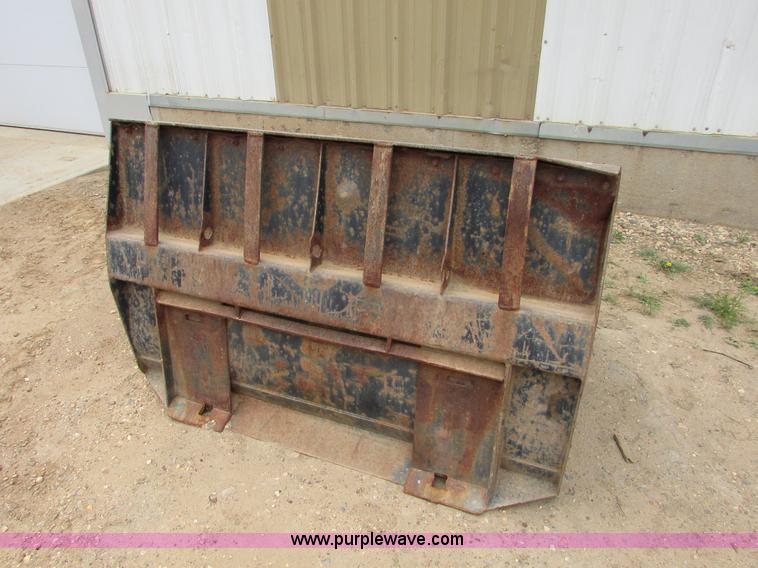 image for item I6507 1997 Swinger 2000 wheel loader