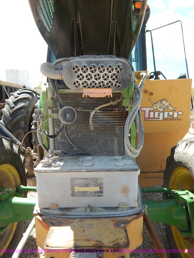 image for item J3970 2005 John Deere 6615 tractor