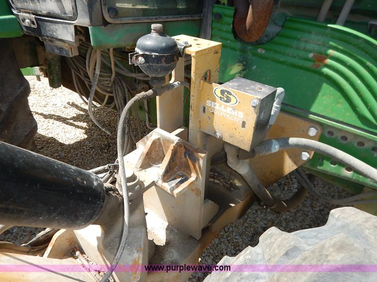 image for item J3970 2005 John Deere 6615 tractor