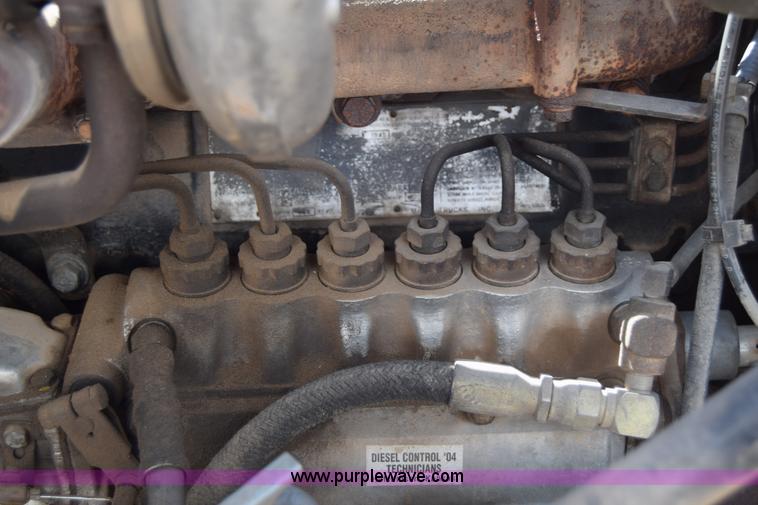 image for item J6657 1985 Mack water tanker truck