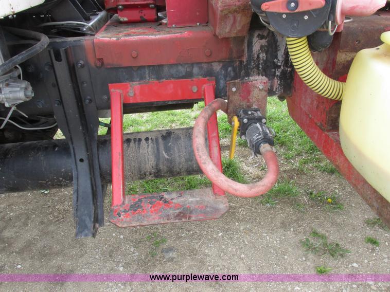 image for item K2109 1990 International 7100 self-propelled sprayer