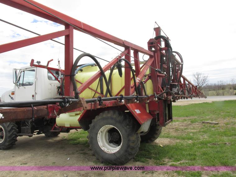 image for item K2109 1990 International 7100 self-propelled sprayer