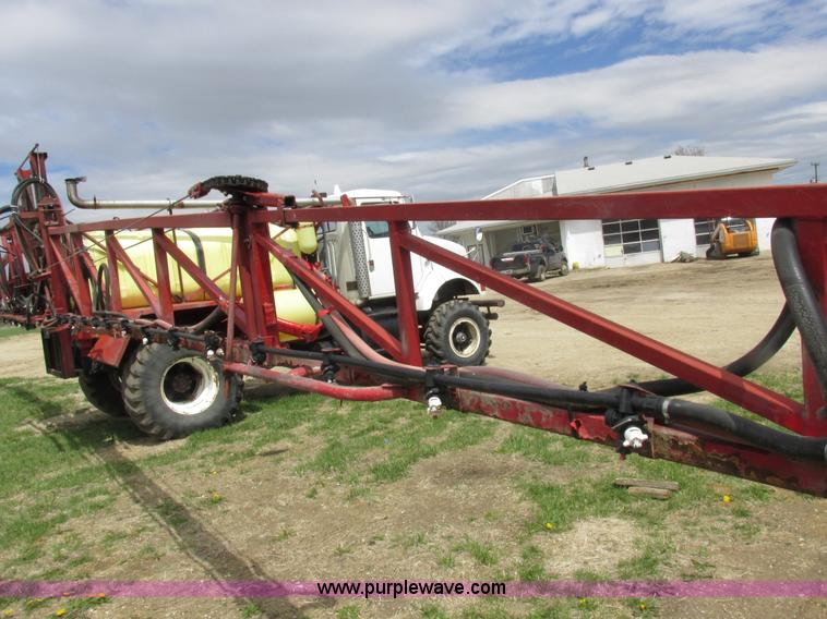 image for item K2109 1990 International 7100 self-propelled sprayer