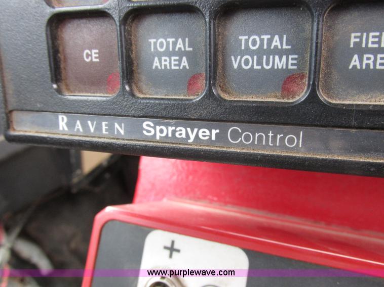 image for item K2109 1990 International 7100 self-propelled sprayer