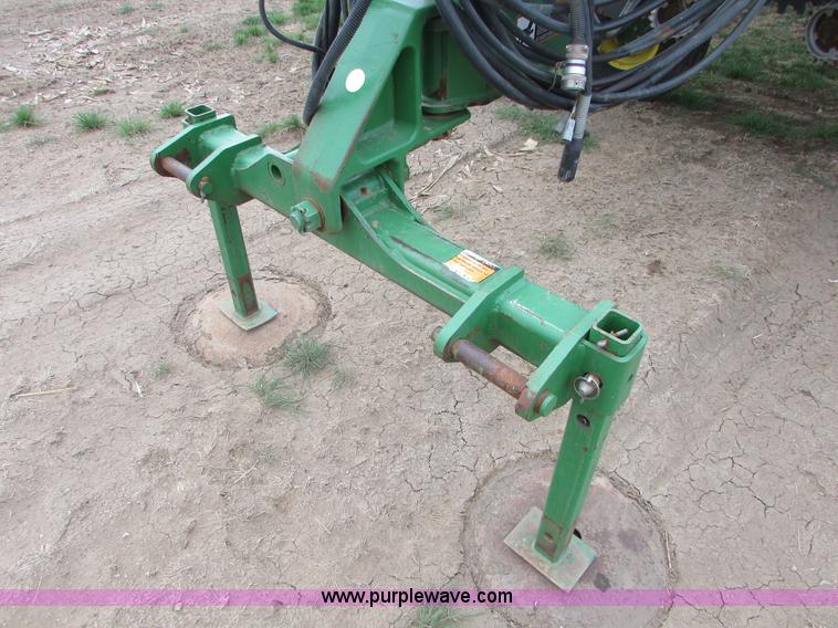 image for item K2558 2005 John Deere 1790 CCS split row no-till planter