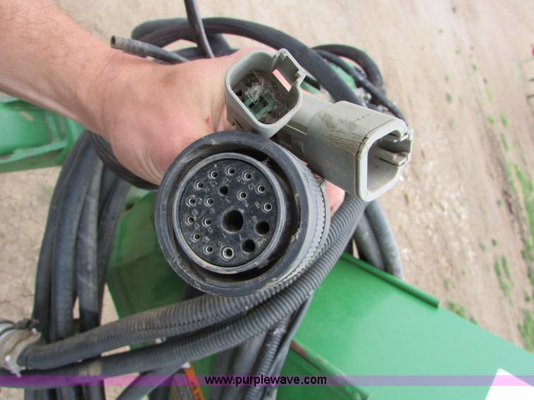 image for item K2558 2005 John Deere 1790 CCS split row no-till planter