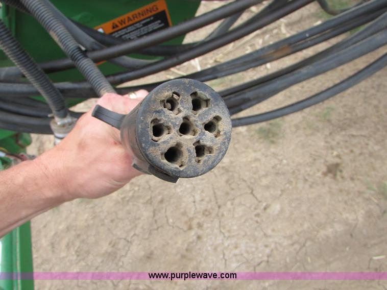 image for item K2558 2005 John Deere 1790 CCS split row no-till planter