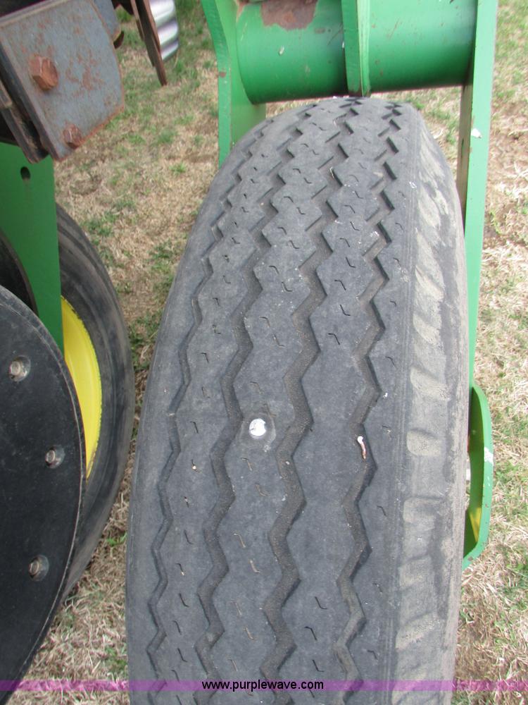image for item K2558 2005 John Deere 1790 CCS split row no-till planter