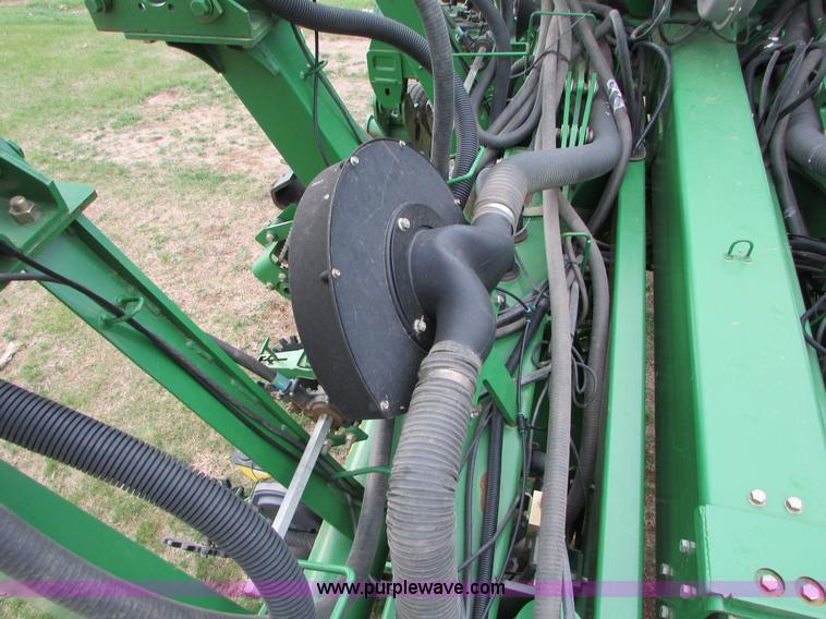 image for item K2558 2005 John Deere 1790 CCS split row no-till planter