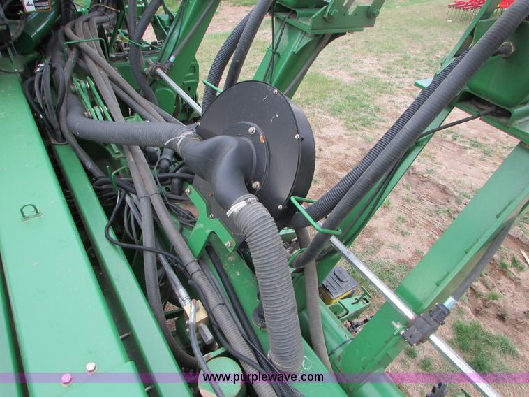 image for item K2558 2005 John Deere 1790 CCS split row no-till planter