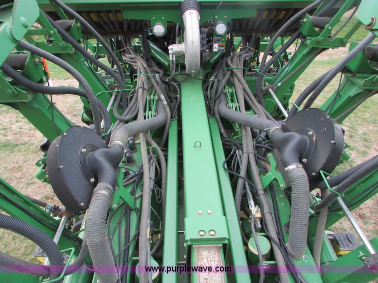 image for item K2558 2005 John Deere 1790 CCS split row no-till planter