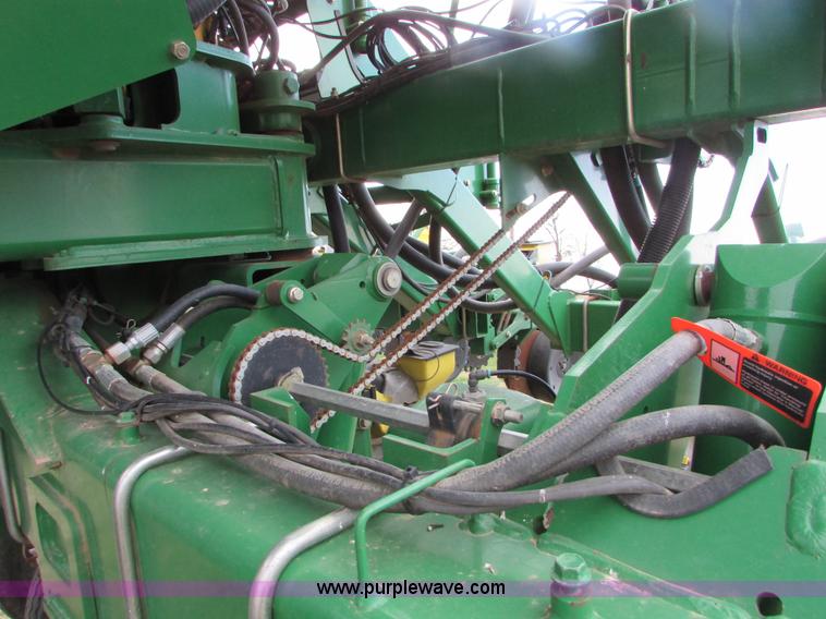 image for item K2558 2005 John Deere 1790 CCS split row no-till planter