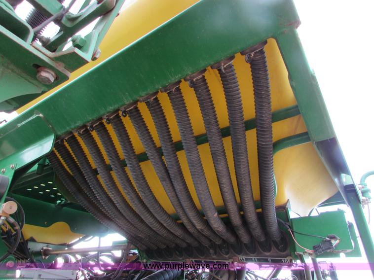 image for item K2558 2005 John Deere 1790 CCS split row no-till planter