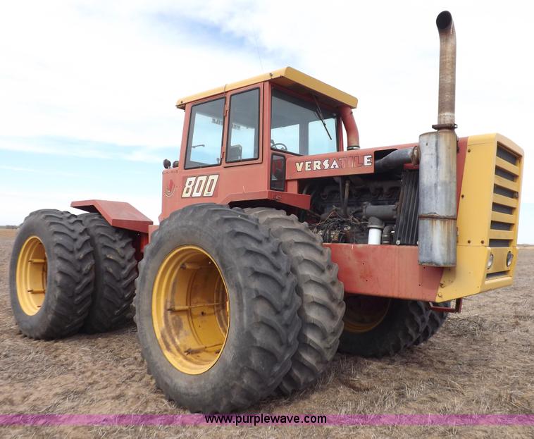 image for item K3821 1977 Versatile 800 Series 2 4WD tractor