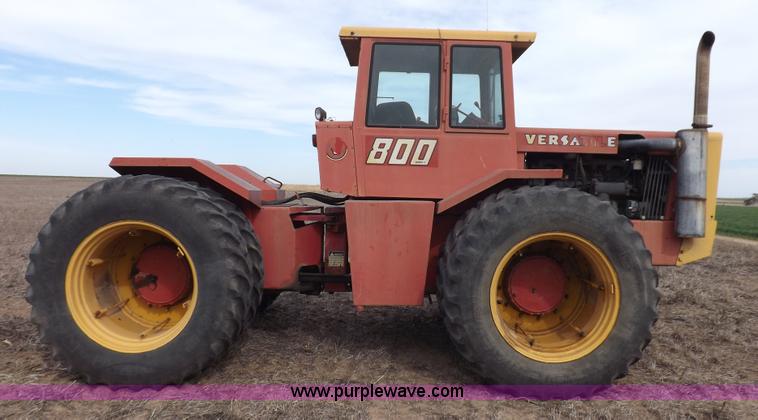 image for item K3821 1977 Versatile 800 Series 2 4WD tractor
