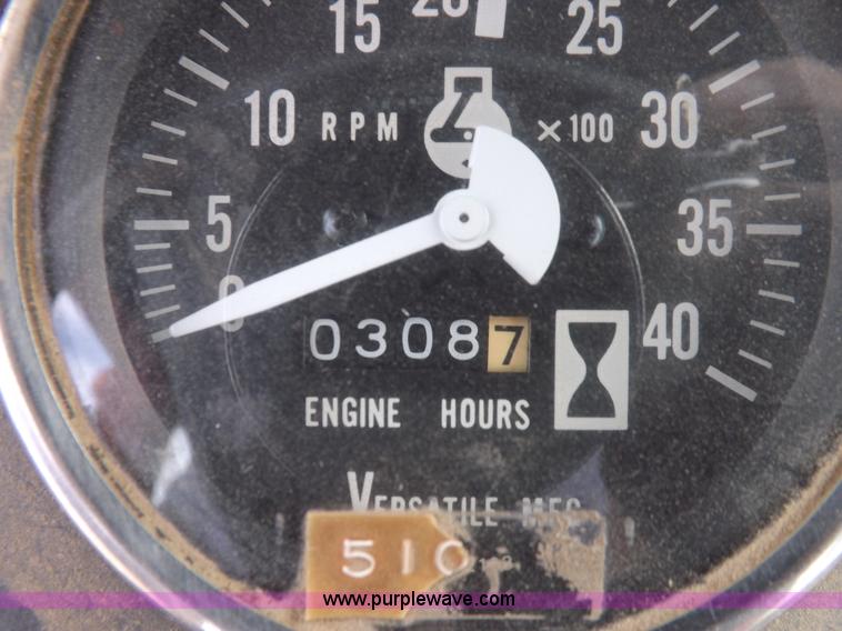 image for item K3821 1977 Versatile 800 Series 2 4WD tractor