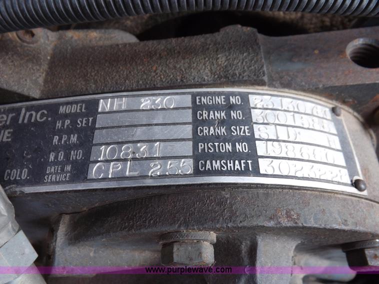 image for item K3821 1977 Versatile 800 Series 2 4WD tractor