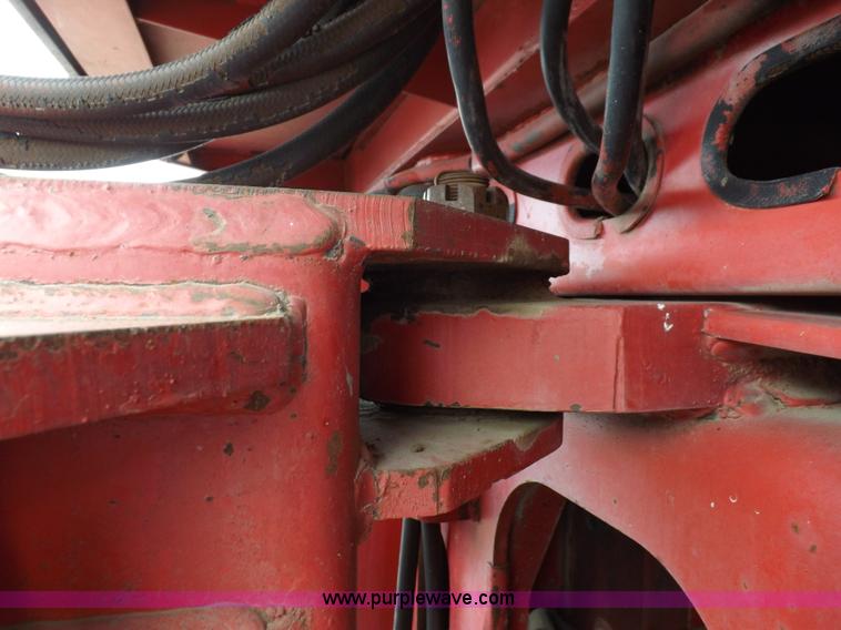 image for item K3821 1977 Versatile 800 Series 2 4WD tractor