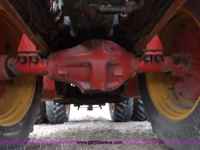 image for item K3821 1977 Versatile 800 Series 2 4WD tractor