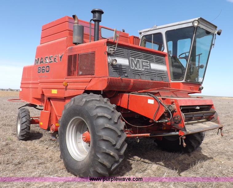 image for item K3823 Massey-Ferguson 860 combine