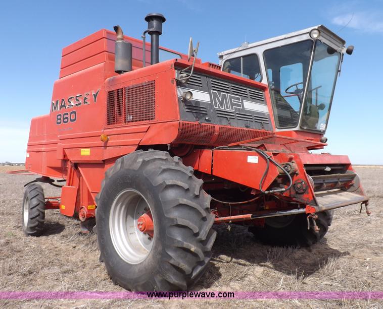 image for item K3823 Massey-Ferguson 860 combine