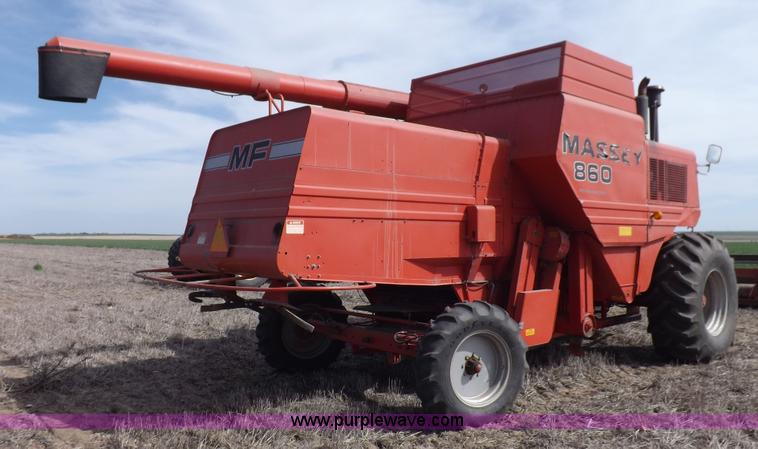 image for item K3823 Massey-Ferguson 860 combine