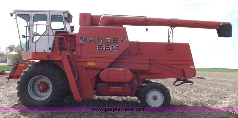 image for item K3823 Massey-Ferguson 860 combine
