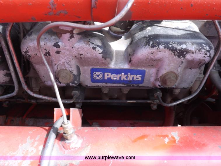 image for item K3823 Massey-Ferguson 860 combine