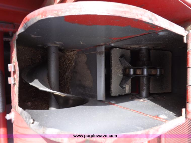 image for item K3823 Massey-Ferguson 860 combine