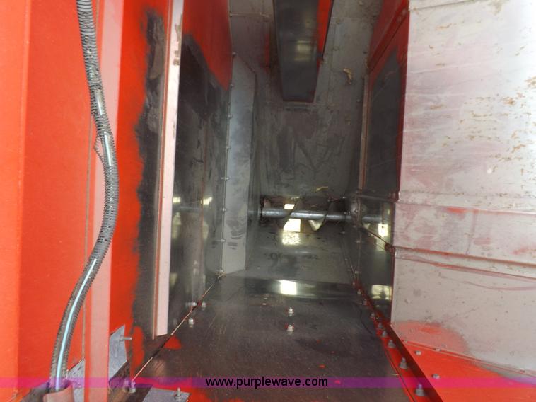 image for item K3823 Massey-Ferguson 860 combine