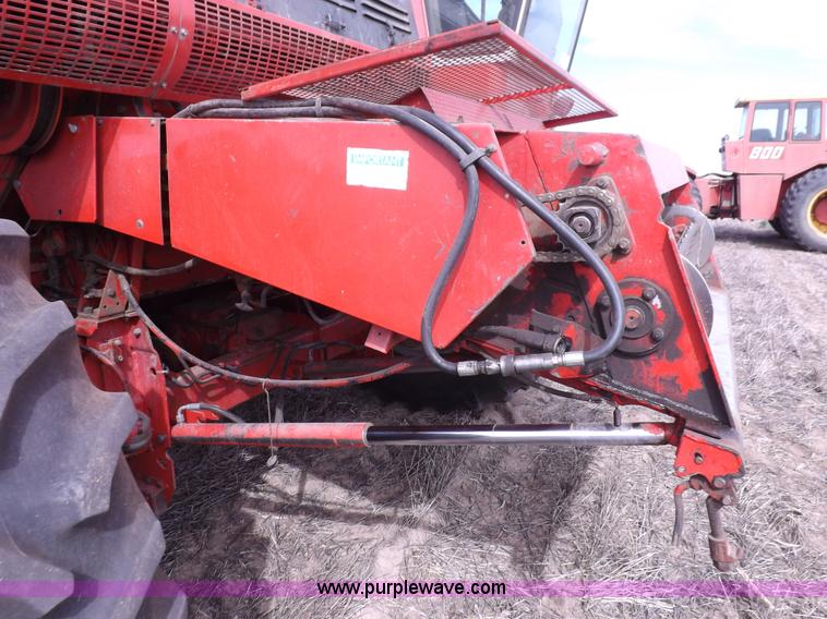 image for item K3823 Massey-Ferguson 860 combine