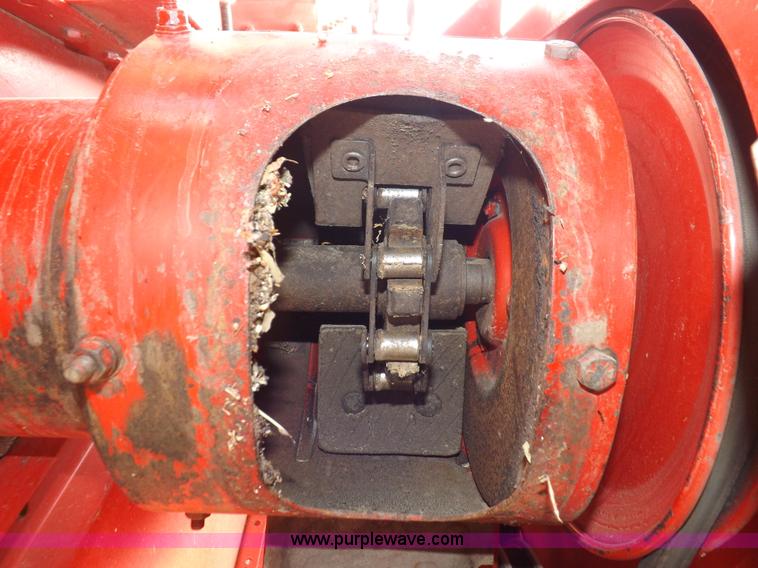 image for item K3823 Massey-Ferguson 860 combine