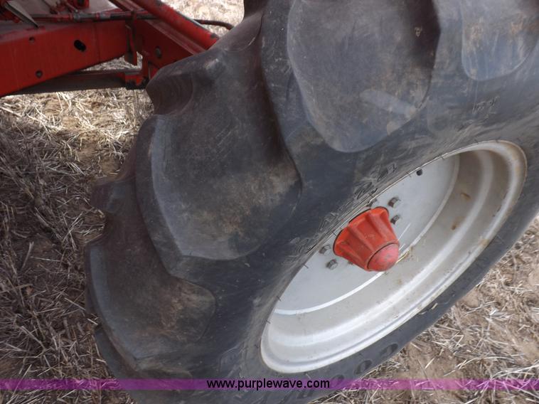 image for item K3823 Massey-Ferguson 860 combine