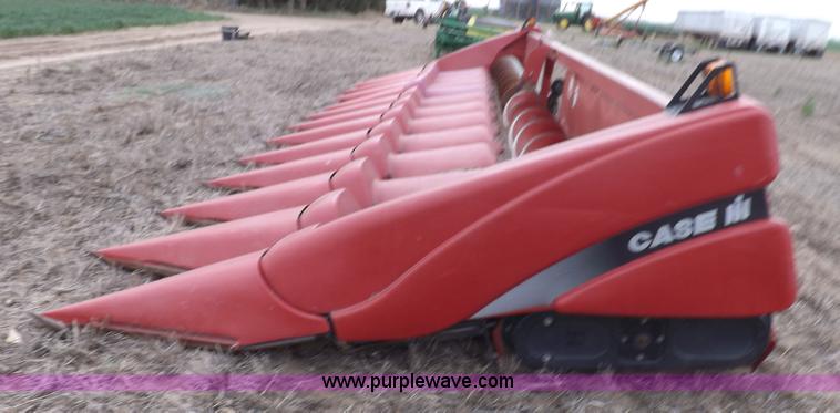 image for item K3825 Case IH 2212 corn head